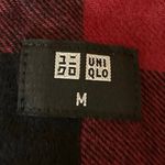 Uniqlo Red Black Flannel Plaid Checkered Button Down Long Sleeve Shirt Top Sz M Photo 3