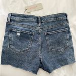 Just USA 🩷NWT  HIGH RISE FRAY HEM DISTRESSED SHORT Photo 1