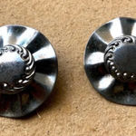 Vintage 80s silver earrings hat shaped retro regencycore coastal grandma chic​ Photo 0