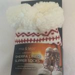 Mia &Tess Christmas Holiday Candy Cane Fair Fleece Sherpa Slipper Socks Women’s Red Photo 0