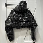 Good American  Womens Puffer Jacket 2 Cropped Black Hood Chic Bratz Glossy Photo 7