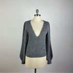 L'Academie L’Academie Rosette Sweater in Grey Photo 1