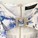 White Fox Boutique White Fox La Rousse playsuit floral size Medium Photo 5
