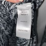 Doe & Rae  Turtleneck Sweater Size Medium Photo 6