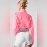 Alo Yoga  NWT Cropped 1/4 Zip Aerial Pullover Lightweight Jacket Neon Bubblegum Photo 2