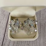 Jewelry necklace earrings and bracelet set Iridescent clear sparkle beads Silver Photo 6