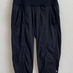 Lululemon Women’s Black High Waisted In Flux Crop Harem Athletic Jogger Pants Photo 4