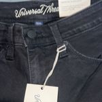 Universal Threads New Size 24 Universal Thread Mid-Rise Skinny Jeans Photo 4