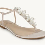 Badgley Mischka Jewel  Women's Larissa Flat Pearls Ornamented Sandal Champagne 7 Photo 0