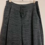 Athleta Joggers Cropped Calf Length Gray Sweatpants Heathered Pockets Athleisure Photo 4
