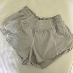 Lululemon White Hotty Hot 2.5” Shorts Photo 0