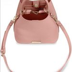 Katie Loxton Pink Vegan Leather SIENNA SLOUCH CROSSBODY Bucket BAG NWOT Photo 8