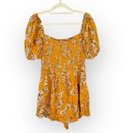 Flynn Skye Justine Romper Women's Small Orange Floral Puff Sleeve Smocked RTR Photo 3