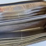 Michael Kors Wallet Photo 3