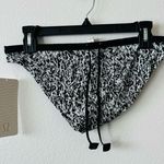 Lululemon NWT Suns Out Bikini Black White Photo 1