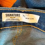 Signature by Levi Strauss Mom Jeans Distressed Medium Wash Jeans Size 8 Blue Photo 5