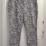 Adrianna Papell Monochrome Patterned Capris Photo 0