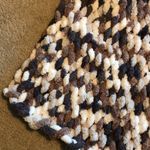 Chunky hand knit soft blanket Size undefined Photo 1
