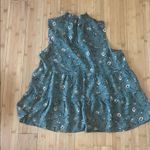 Pleione Green Tiered Blouse with Mandarin Collar Photo 1