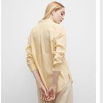 Club Monaco EUC -  Chemise Long Sleeve Marnee Shirt in Banana Size - Small Photo 1