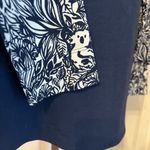 Lilly Pulitzer Luxletic Finn Top with Koala Print in Navy and White Size XS Photo 4