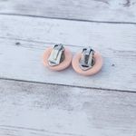 Vintage Clip On Earrings Light Peach Pink Tone Circular 0.75" Photo 3