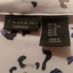 Tahari  women’s XS pajama set. Button up. Photo 2