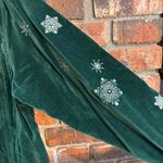 Quacker Factory  womens Capture the Magic velvet Embroidered snowflakes green M Photo 3