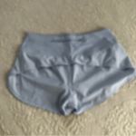 Lululemon  light blue speed up high rise 2.5” shorts size 8 Photo 3