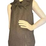 Banana Republic  Vest Gray, Wool, Zip Close Pockets Size M.  D45 Photo 6