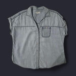 Westbound Used  Women’s Chambray Button-Front Shirt Petite Medium Short Sleeve Photo 0