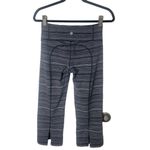 Lululemon  SZ 6 grey striped cropped leggings Photo 6