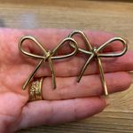 1980s Gold Bow Earrings Photo 1