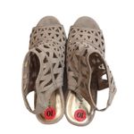 Madden Girl 🔃 Tan Suede Platform Wedge Sandals Photo 5