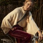 Bishop and Young Anthropologie Olivia Cropped Poncho Sweater Ivory Medium NWT Photo 12