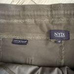 NYDJ  Drawstring Twill Stretch Cargo Shorts Moss Olive Green  Size 12 Photo 2