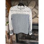 Listicle  Navy Top Photo 3