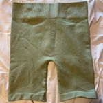 NIKIBIKI Seamless Matching Workout Set Photo 3