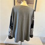 Eyeshadow  patchwork sleeve top Photo 4