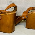 Sophia Milano Brown Italian Leather SZ39 US 8.5 Wooden Block Heel Sandals Photo 5