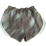 Nike Dry Fit Women’s Silver Green Tempo Track Yoga Sporty Shorts SZ M # 1146 Photo 5