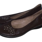 Hush Puppies  Brown Leather Floral Flats Woman’s 9.5M Photo 0