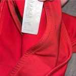 Fabletics woman’s size large ref  cross over sports bra Photo 3