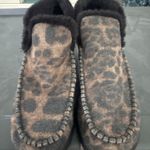 Hey Dudes  Wendy fuzzy  Photo 0