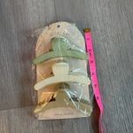 Ettika  3-Pack Claw Clips Light Green, Cream, Tan Pastels Spring Pallet Photo 2