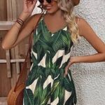 SheIn Tropical romper Photo 0