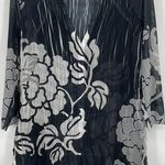 Komarov Floral Semi Sheer V Photo 0