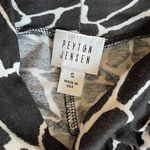 Peyton Jensen ‎ Top Photo 6