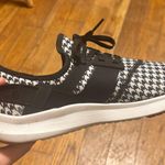 New Balance Houndstooth Black and White shoes  Photo 3