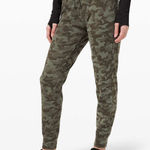 Lululemon Ready to Rulu Jogger 28” Heritage Camo Dark Olive Green Twill size 2 Photo 0